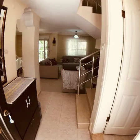 Hébergement de vacances Ada Life || Villa Near Ladies Beach || Nk56 - #117011